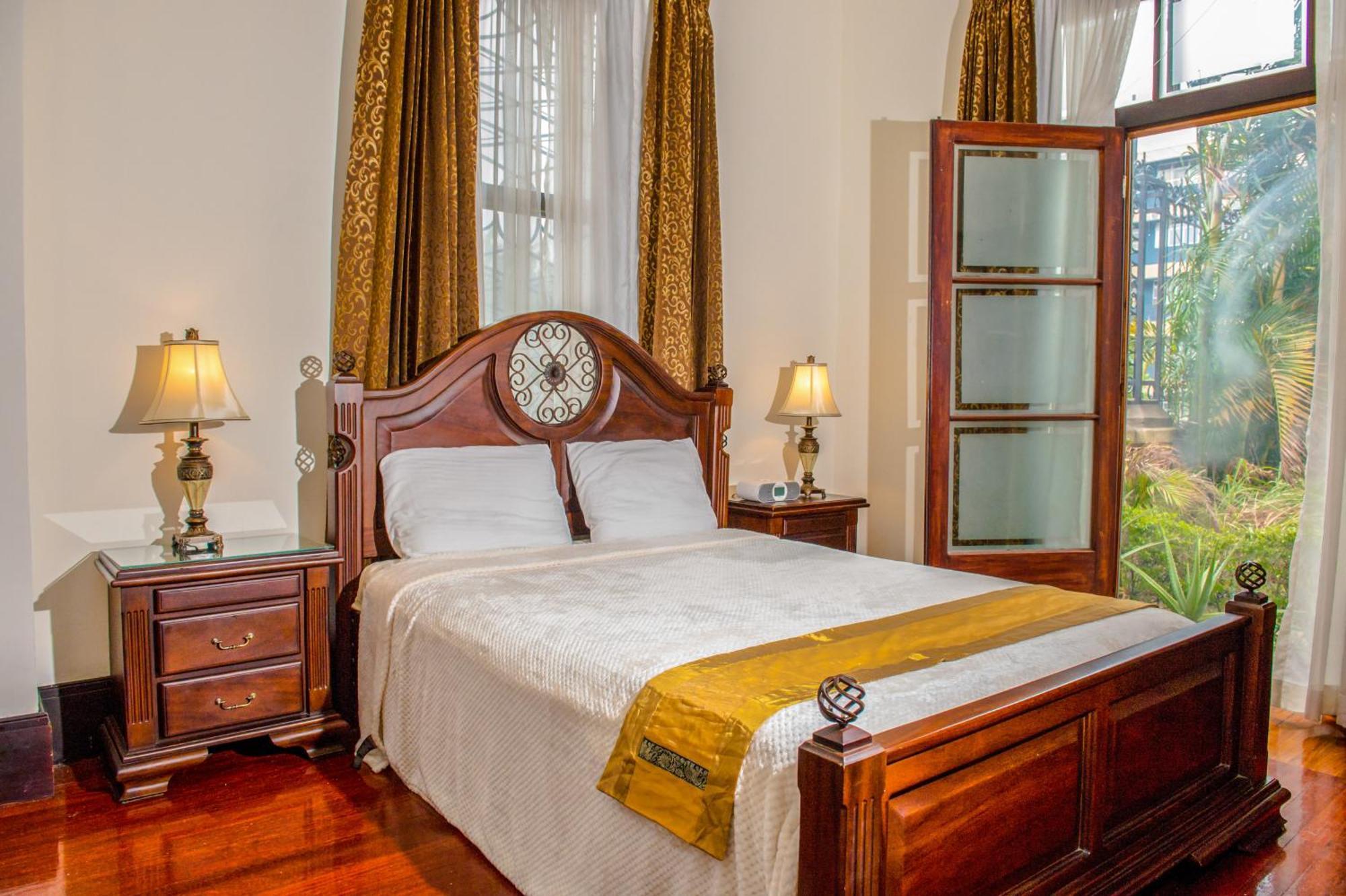 Hotel Majestad San Jose  Ngoại thất bức ảnh