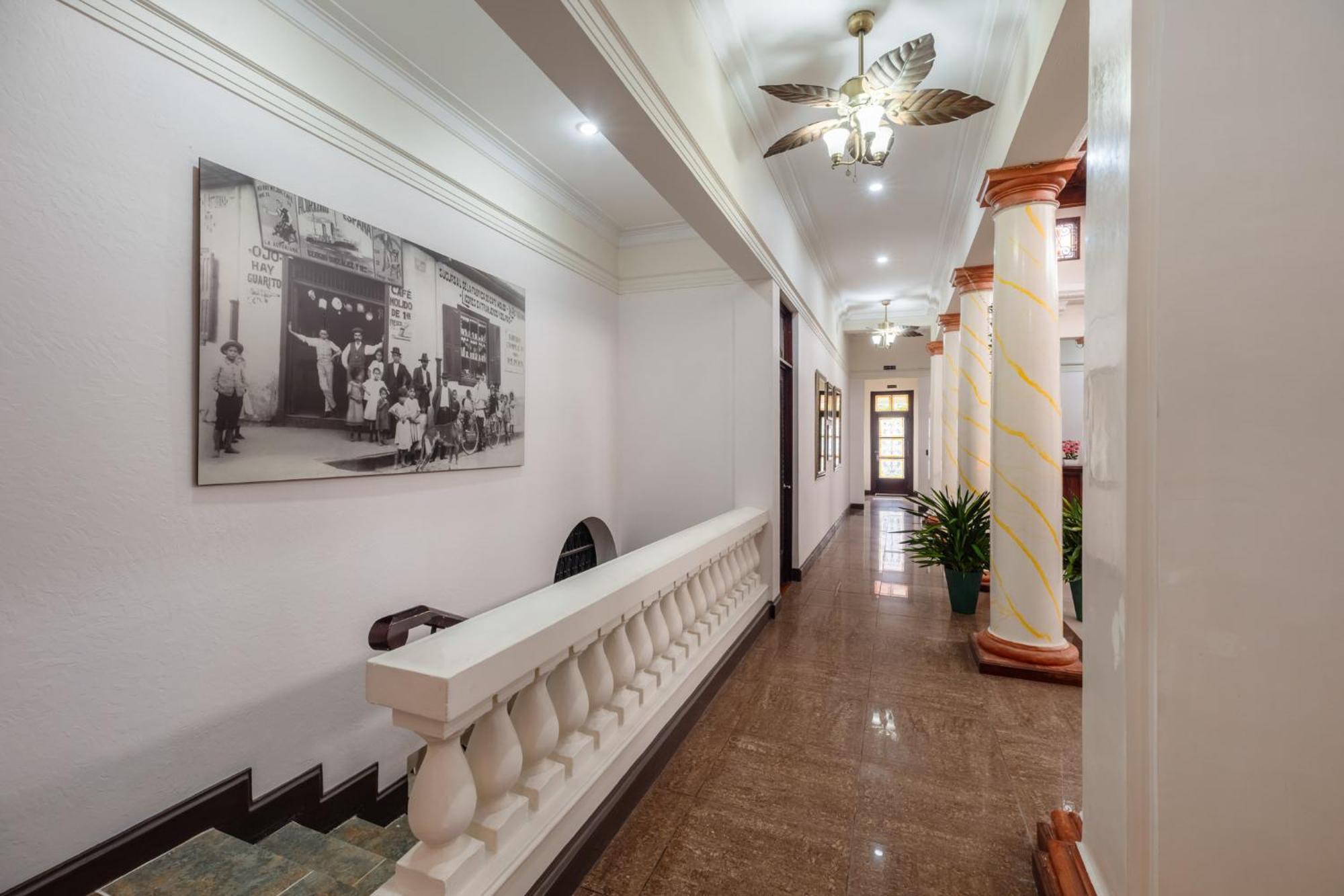 Hotel Majestad San Jose  Ngoại thất bức ảnh